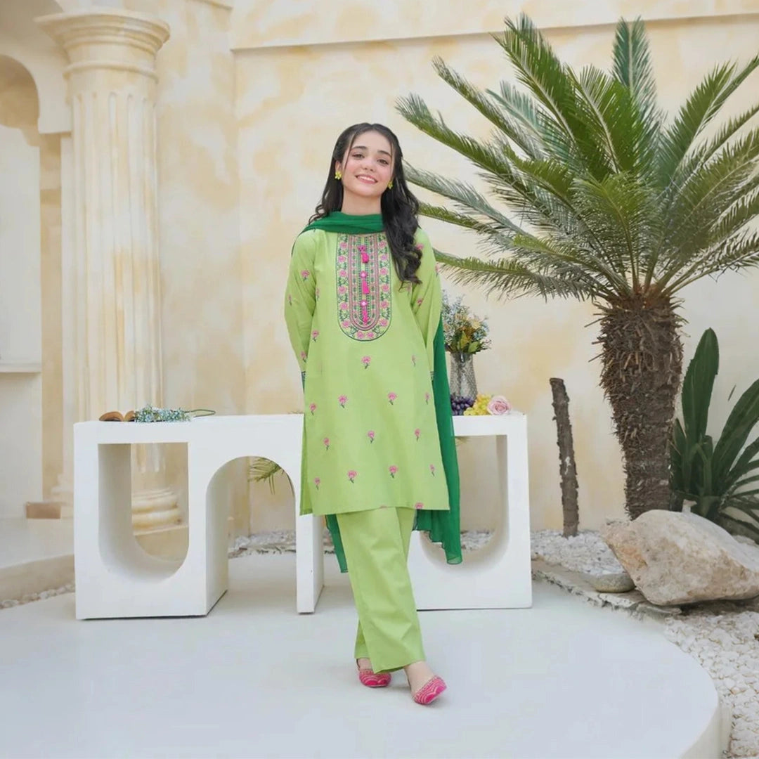 Zoya - Festive Embroidery Kids Set