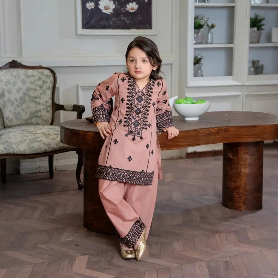 Naomi - Festive Embroidery Kids Set