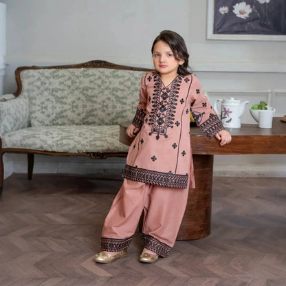 Naomi - Festive Embroidery Kids Set