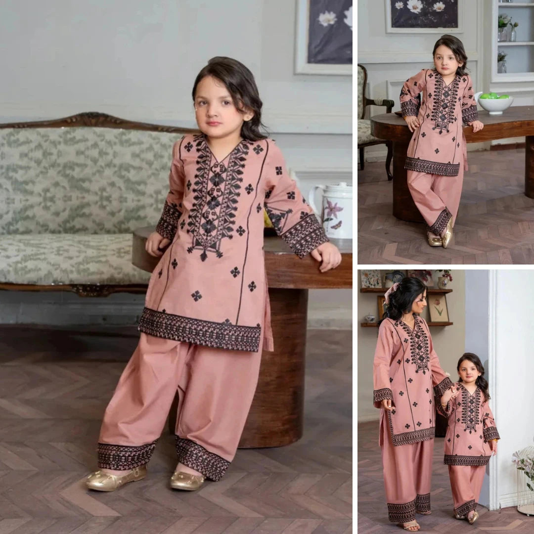 Naomi - Festive Embroidery Kids Set