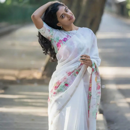 Exquisite Floral Printed White Sharee