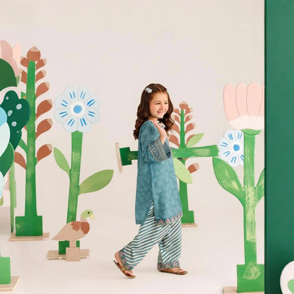 Meherun-Embroidered-2 Piece Kids Set