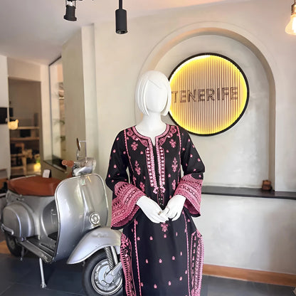 Mehnur - Embroidered Floral Suit Set