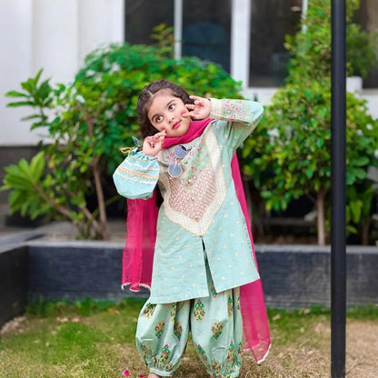 Tooba-Embroidered-4 Piece Kids Set