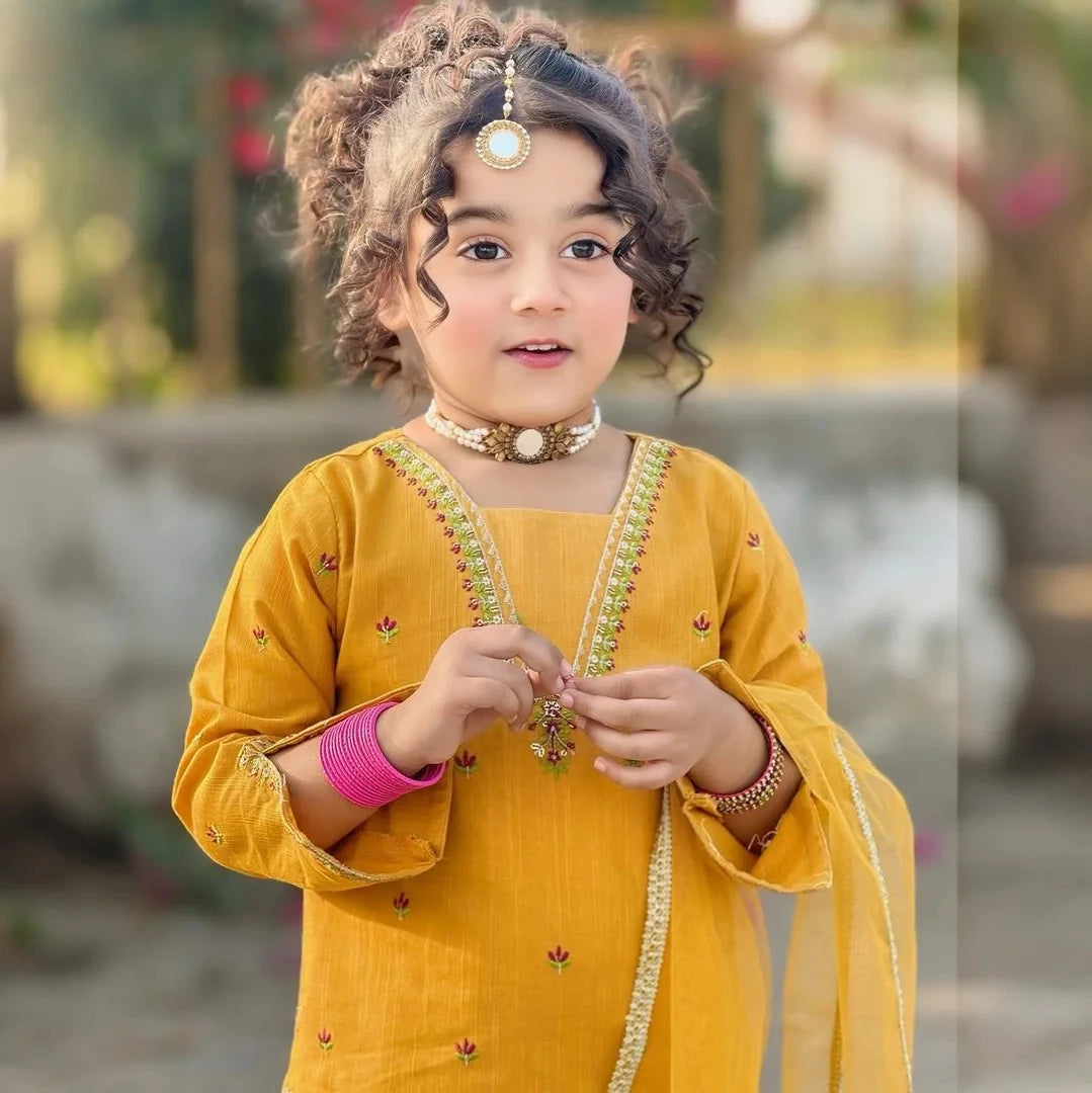 Zainab-Embroidered-3 Piece Kids Set