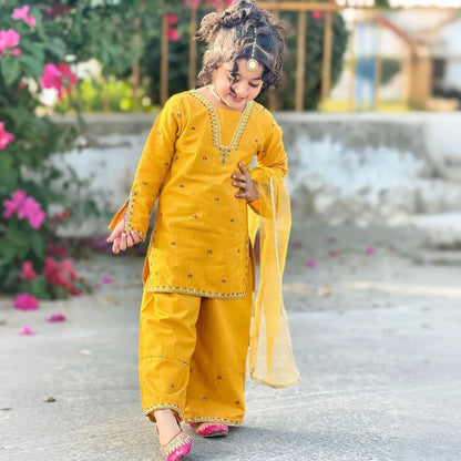 Zainab-Embroidered-3 Piece Kids Set